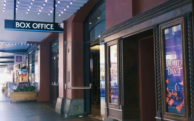 Metro Hotel Marlow Sydney Central