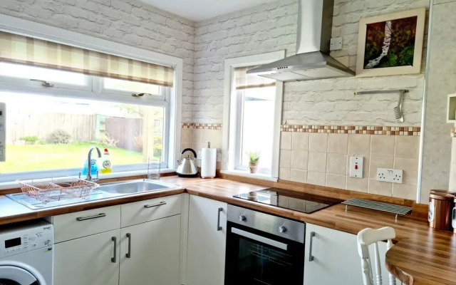 Spacious Serene Retreat, Bungalow in Highlands