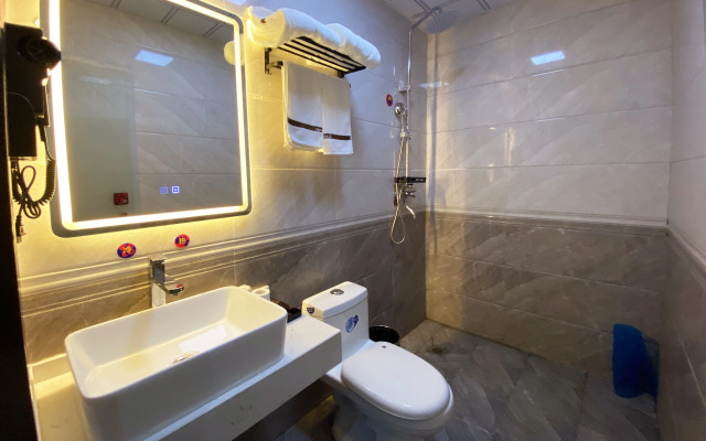 Junyi Chain Hotel (Zouping Huangshan San Road)