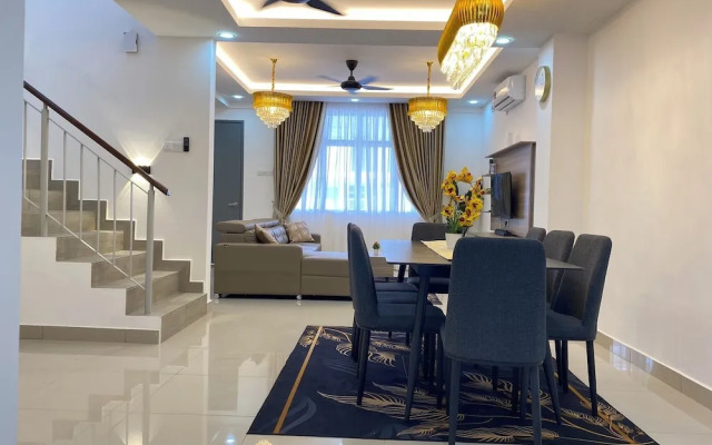 D'Royale Desaru Homestay