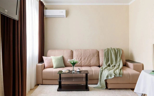 Апартаменты на улице Селезнёва 4/13к2