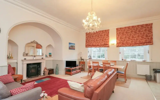 Apartment 1 Sneaton Hall