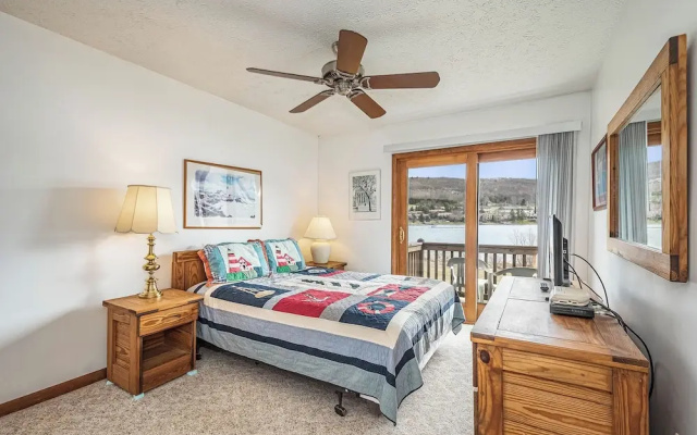 Ski Harbor 16 by Taylor Made Deep Creek