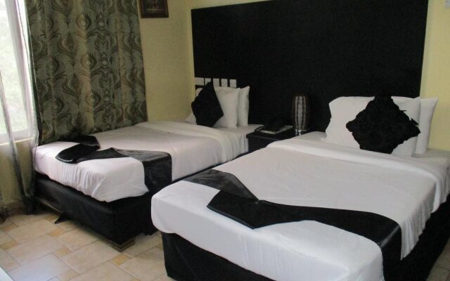 Kingdom Hotel