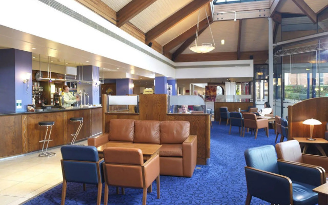 Holiday Inn Bolton Centre by IHG