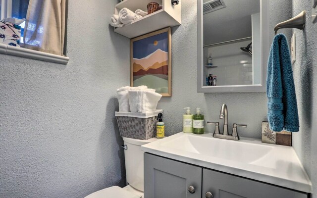 3 Mi to Dtwn: Convenient Denver Apt