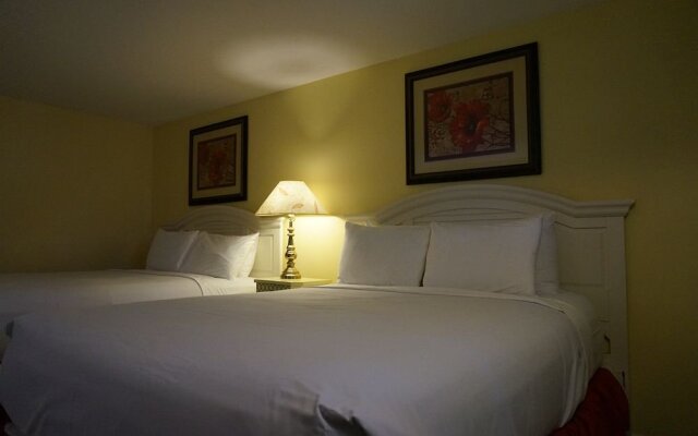 Cape Wind Waterfront Resort-Falmouth, Cape Cod