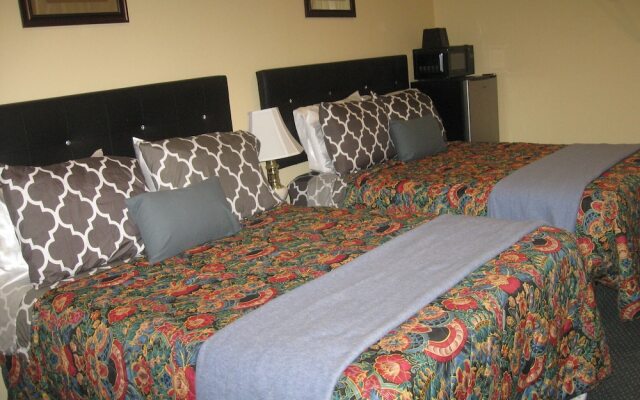 Western Motel Lovell