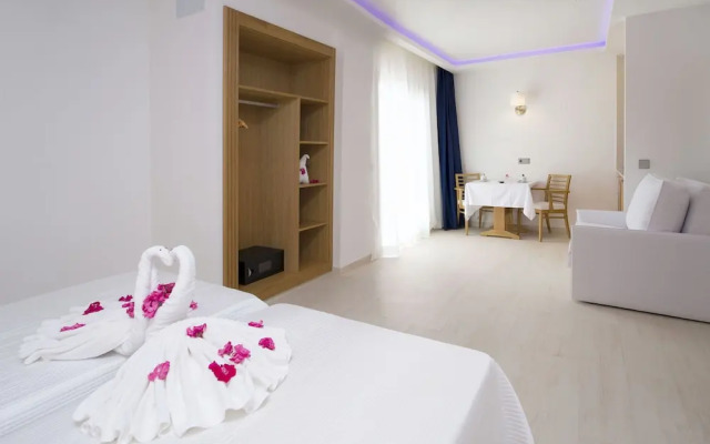 My Way Luxury Ibiza Studios