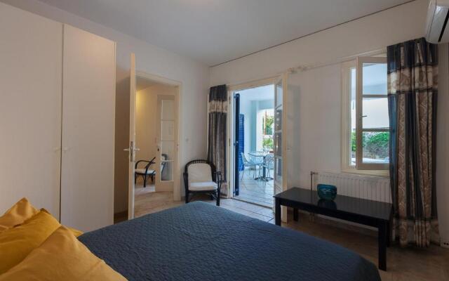 Thanos Luxury Apartment in Spetses