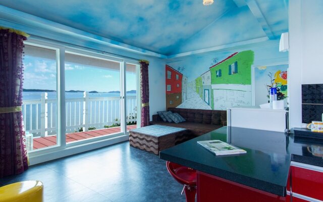 Gallery Pension