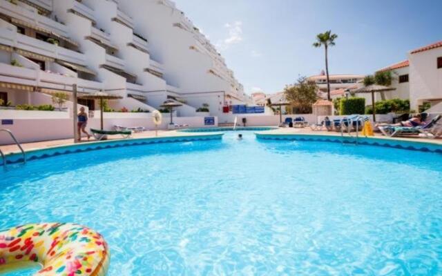 2023 Garden City, heated POOL!