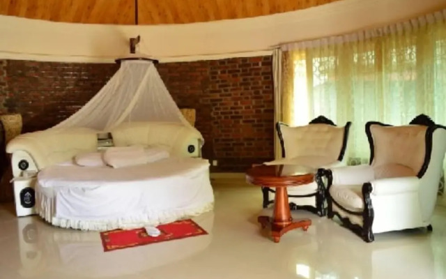 Lewi Resort and Spa