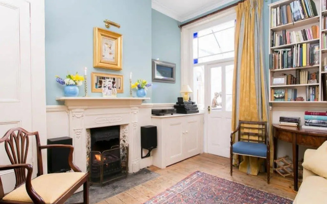 Veeve  House Creighton Rd Queens Park