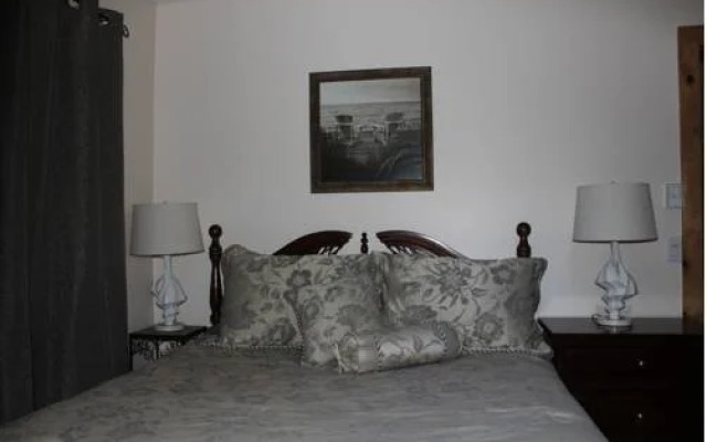 Long Harbour Bed & Breakfast Cottage