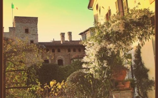 Bed and Breakfast Castello di Strambinello