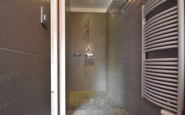 Attractive Holiday Home in Vézénobres With Swimming Pool