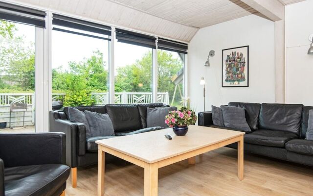 8 Person Holiday Home in Hemmet