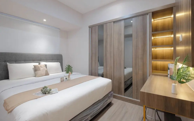 Spacious and Modern 1BR Apartment Tokyo Riverside PIK 2 – Guest Rooms – Jakarta