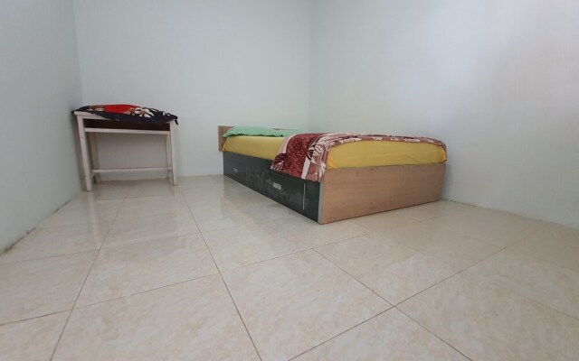 OYO 2198 Fatima Guest House Syariah