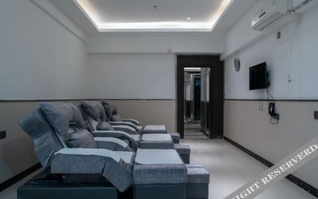 Yinxing Business Hotel