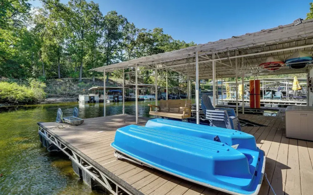 Lakefront Fun in Sunrise Beach! Pet-friendly Home!