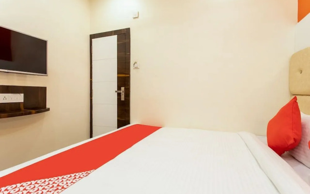 OYO 24822 Samarth Guest House