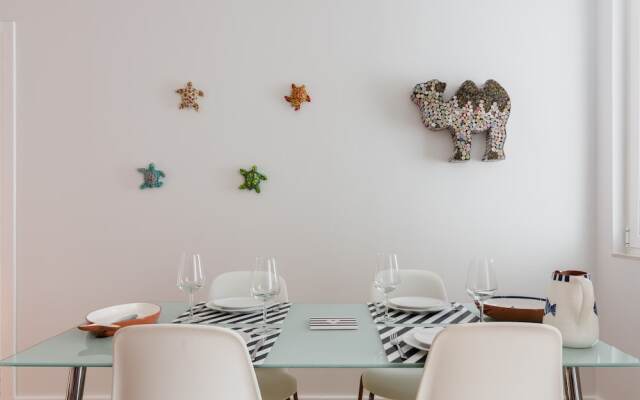 Penha1 · Lisbon's Charming and Bright Apartment