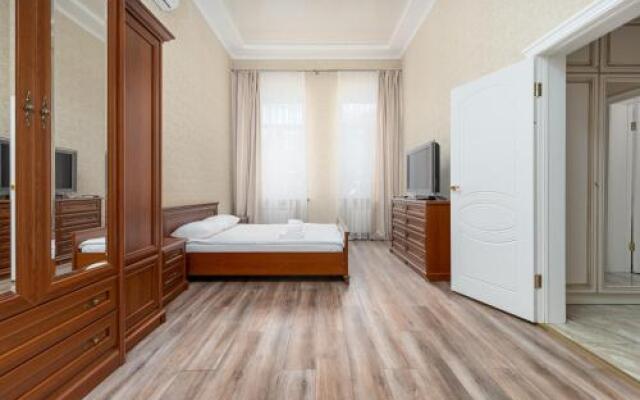 Apartment On Rishelievskaya Street