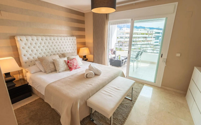 Brand New Apartment at Terrazas de Banús