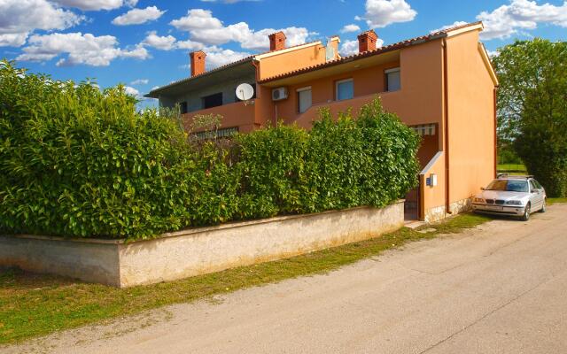 Apartment 1858