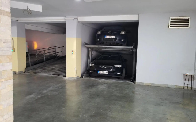 Xenon Hotel & SPA
