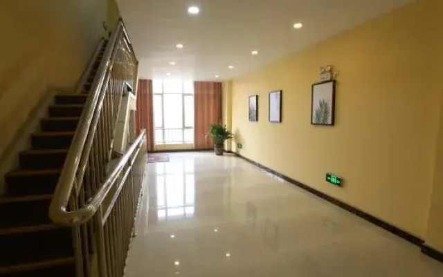 Tancheng Lijing Express Hotel