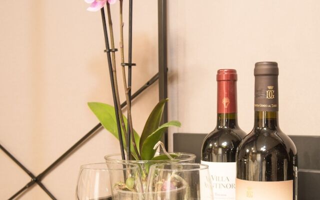 Rometobe Rooms & Hospitality