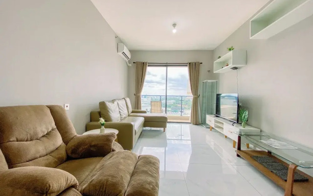 Tranquil Living 3BR Apartment Sky House BSD