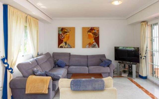 8-Beautiful Villa, Las Lomas de Cabopino, Marbella