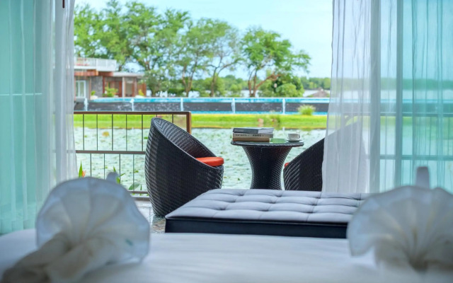 Baan Rim Ao