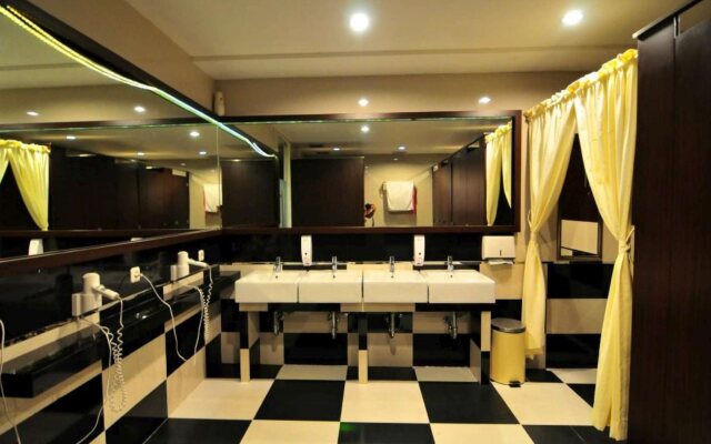 Capsule Hostel Old Batavia