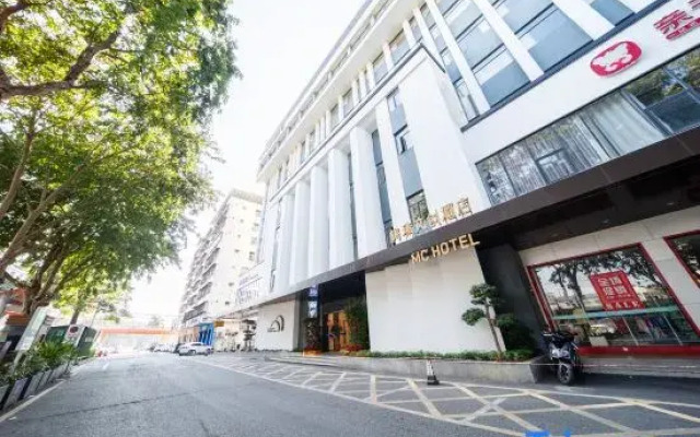 Mc Culture & Creativity Hotel