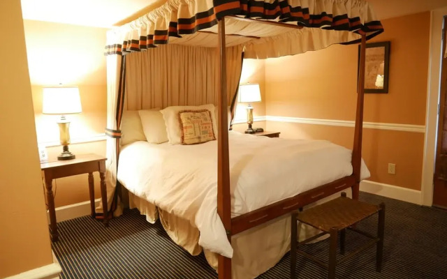 Highlands Inn