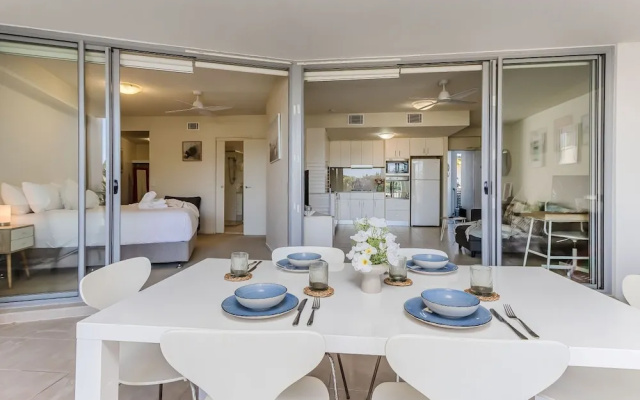 Drift Apartments - Tweed Coast Holidays – Guest Rooms – Casuarina