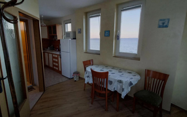 Nikolovi Home Apartments