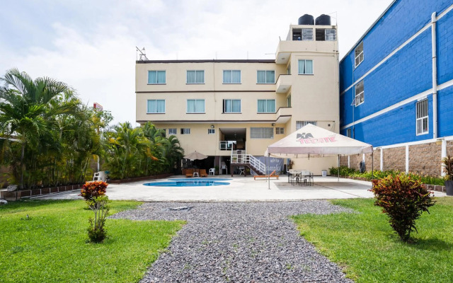 Capital O Hotel Los Caracoles, Acapulco