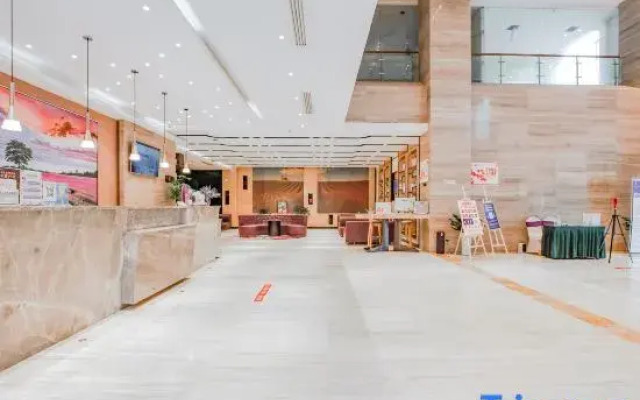 M Hotel (Guiyang Huaxi Park)