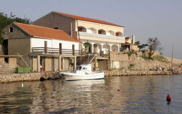 Taša - 5 m From sea - SA2