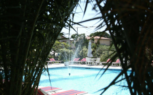 Hotel River Park