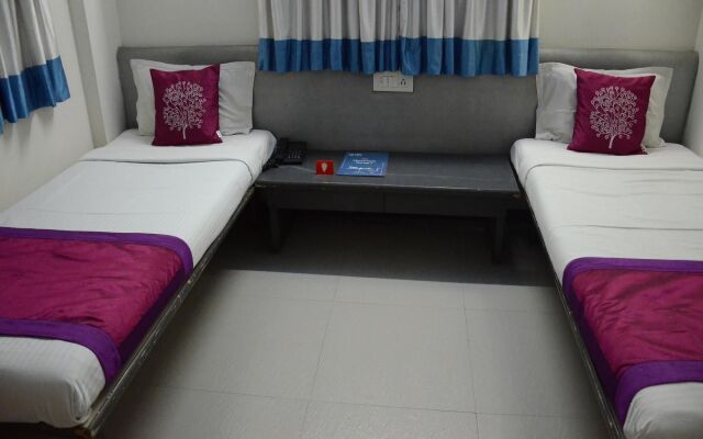 OYO 4016 Hotel Grand Ashwin