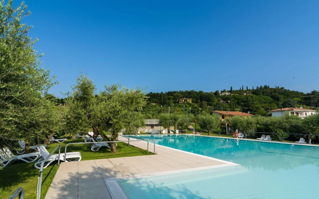 Luxury Holiday Home in Manerba del Garda near Lake