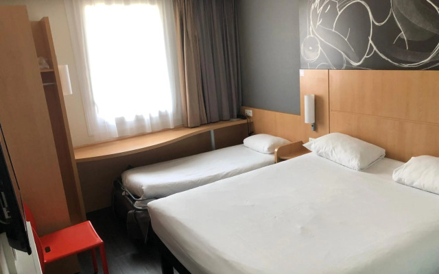ibis Clermont Ferrand Nord Riom