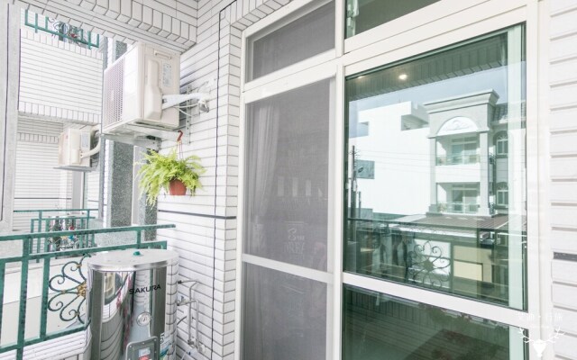 Eddie’s House Hostel